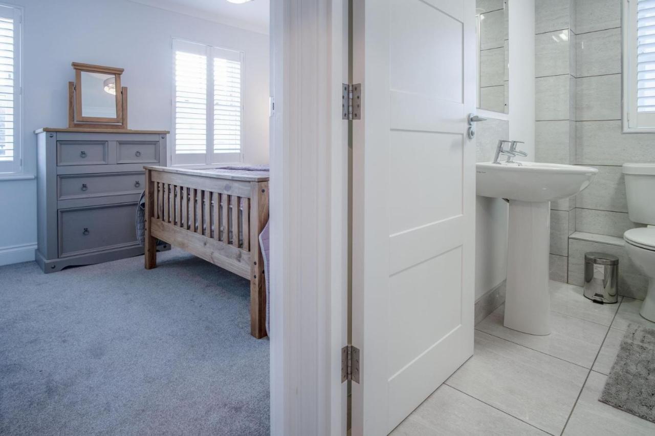 Ty Melyn - 2 Bedroom Cottage - 滕比 外观 照片