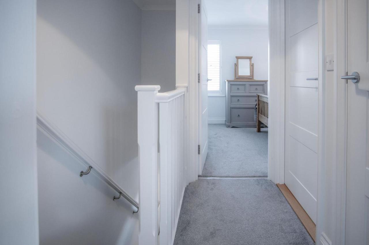 Ty Melyn - 2 Bedroom Cottage - 滕比 外观 照片