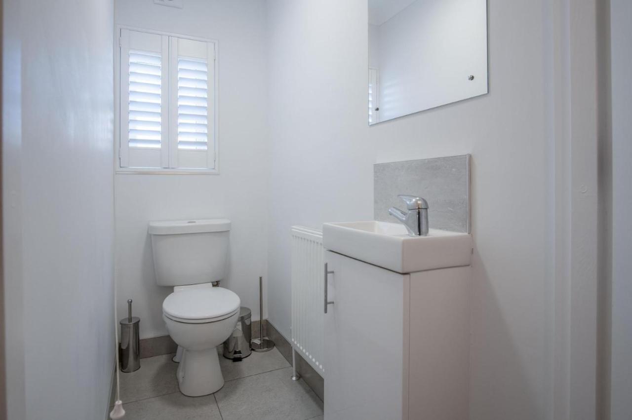 Ty Melyn - 2 Bedroom Cottage - 滕比 外观 照片